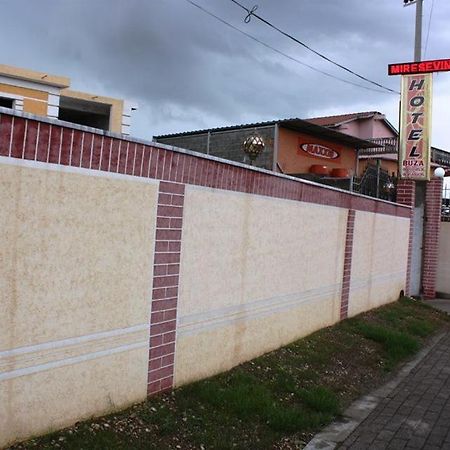 Hotel Buza New Shtoj Exterior foto
