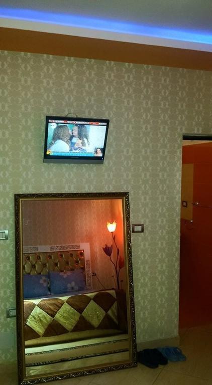 Hotel Buza New Shtoj Zimmer foto