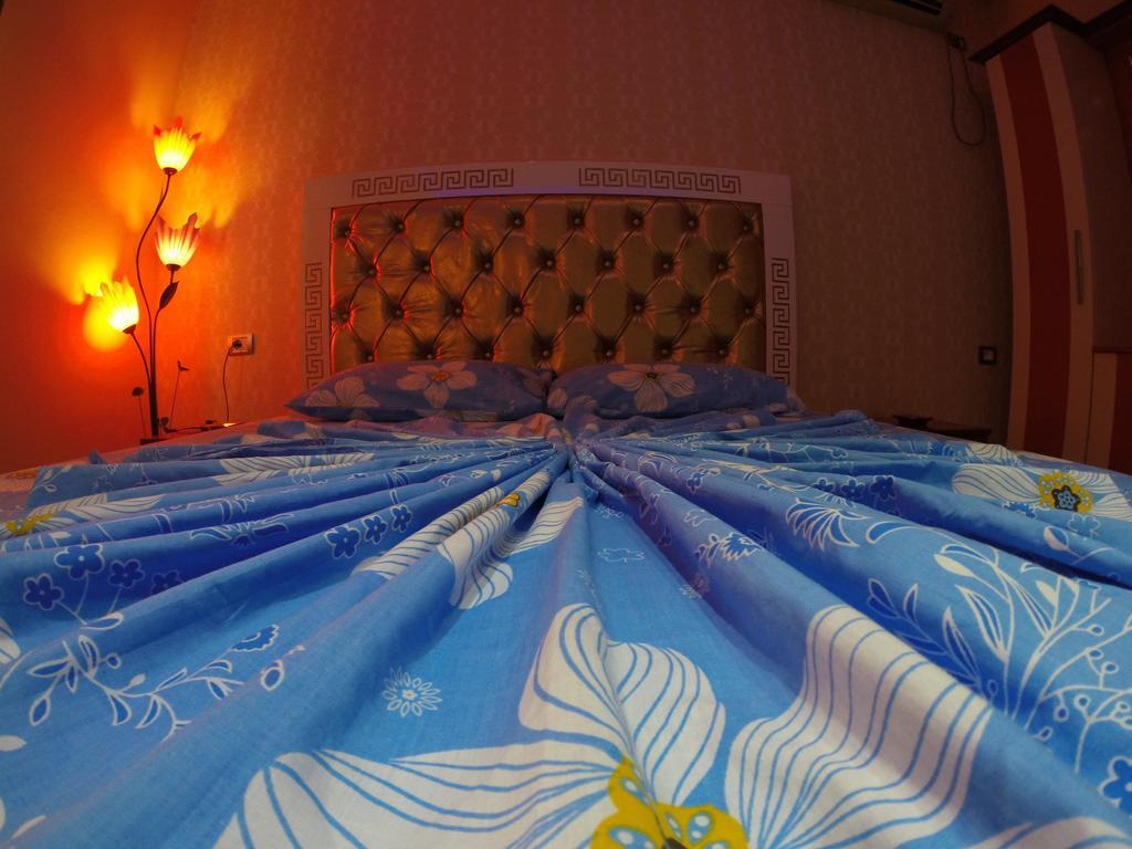 Hotel Buza New Shtoj Zimmer foto