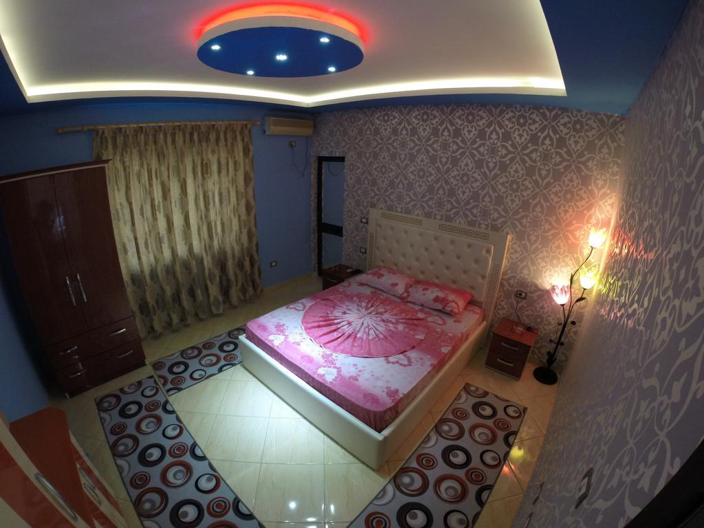 Hotel Buza New Shtoj Zimmer foto